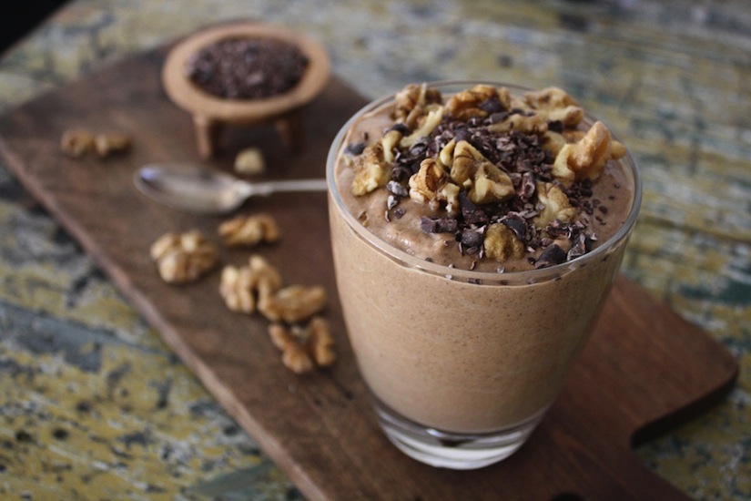 Walnut Brownie Breakfast Smoothie (Recipe) | FOOD MATTERS®