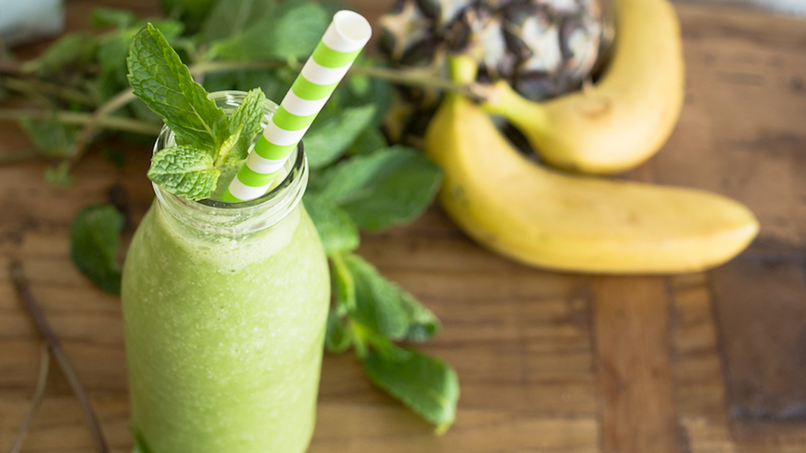 How to Make a Perfect Green Smoothie ⋆ 100 Days of Real Food